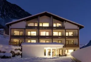 VALSCHENA-RESTAURANT BRANDNER HOF