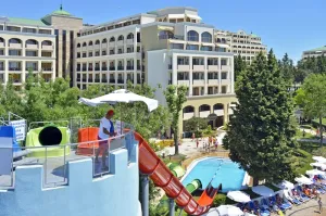 Sol Nessebar Resort