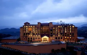 The White Hotels