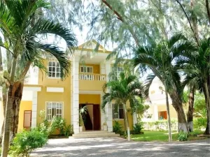 River Ray Estates