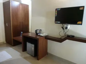 Holiday Inn Beach Resort