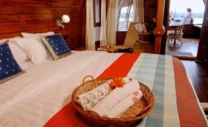 Soma Hamsam House Boat