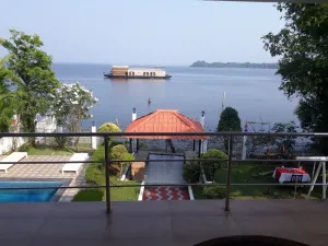 V Resorts The Back Water Rhapsody Alleppey