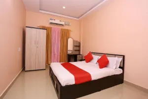 OYO 22281 Reem Residency