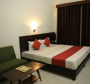 Hotel Navrang Kota