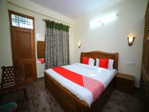 OYO 11575 Hotel Shine