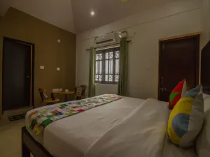 Oyo 16519 Home Elegant 3Bhk Parra