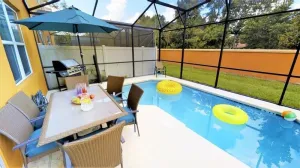 ACO Family 4 bd Townhome with Pool