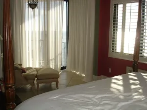 Broadmoor 1202