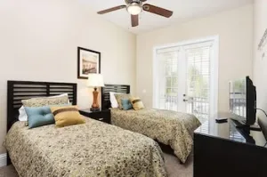 Starmark Luxury Collection Mansions at Reunion