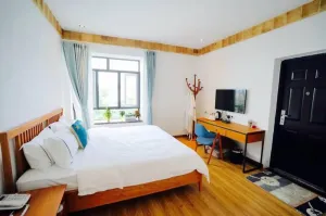 Yiyun Botique Inn Water Front Villa
