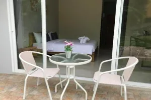 Snooze Inn Phuket
