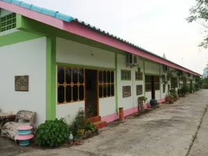 V.I.P Resort