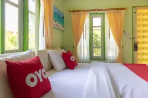 OYO 759 Sunglobe