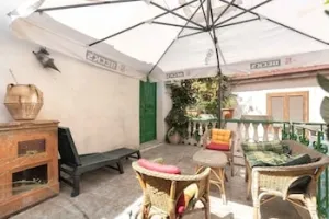 B&B Kirillos