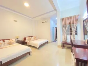Du Hung Hotel 2