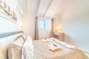Mazis Apartments