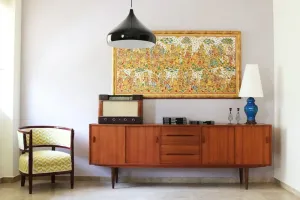 Vintage Style 2 Bedroom Apartment