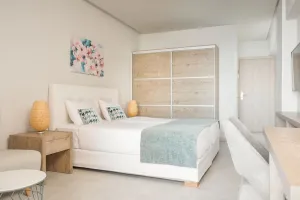 Golden Mare Luxury Resort