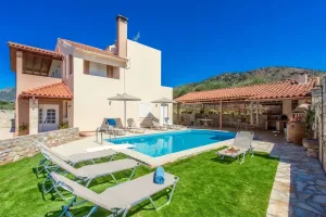 Luxury Villa Korini