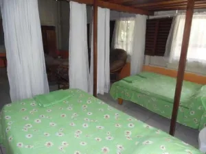 Hotel Campamento Ecológico El Sotz