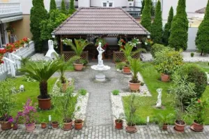 LÍdia Hotel Wellness And Restaurant HarkÁny