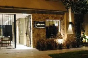 Tayka Hotel