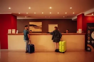 Naindo Park Hotel