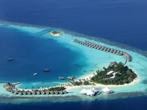 Safari Island Resort & Spa