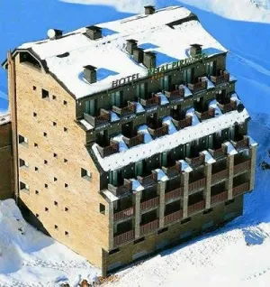Hotel Caribou