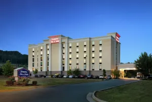Hampton Inn & Suites Adairsville-Calhoun Area, GA