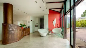 HL Hotel