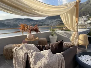 Pandora Hotel
