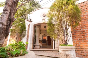 Hotel El Almendro