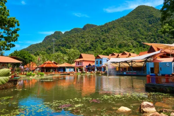 Discover Malaysia: 7 Days & 6 Nights of Unforgettable Fun!