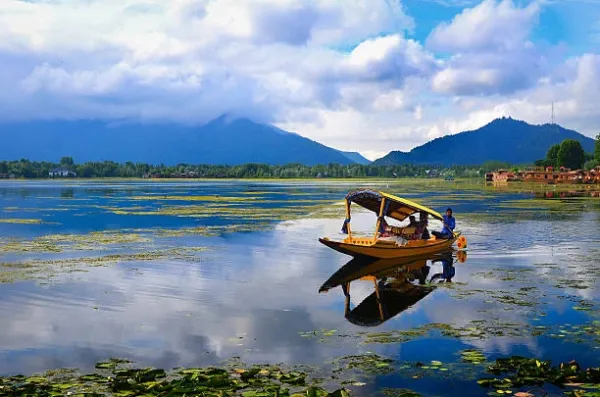 Experience Kashmir: 5 Nights Through Nature's Paradise