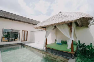Alam Puisi Villa