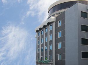 Lemon Tree Hotel Banjara Hills Hyderabad