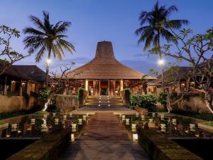 Maya Ubud Resort & Spa