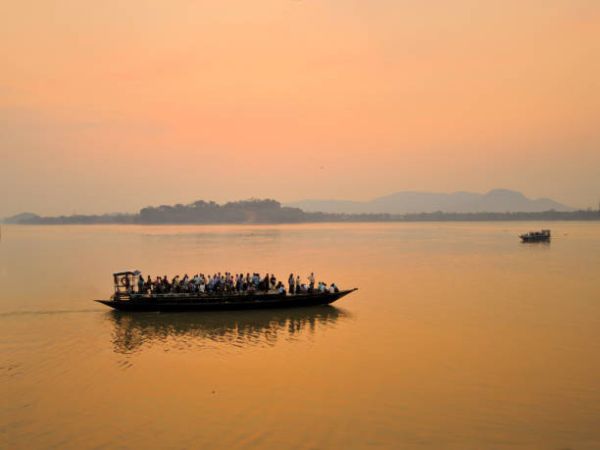 North East Tour: 6 Days in the Abode of Clouds