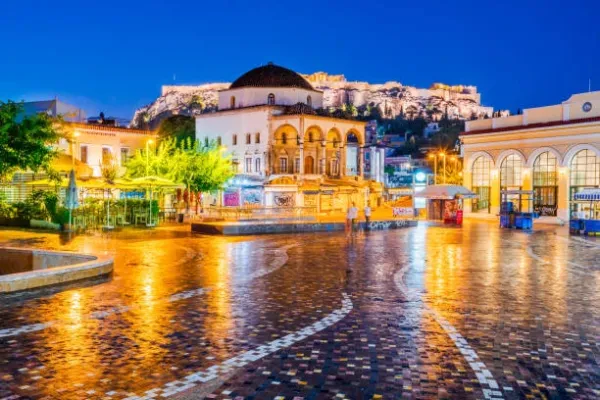 Unwind and Explore: Discover the Magic of Greece in 8 Days