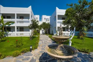Yalipark Hotel