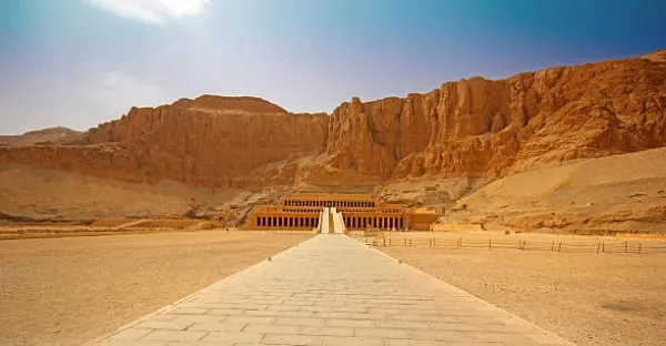 Embark on a 5-Night, 6-Day Egypt Sightseeing Adventure!