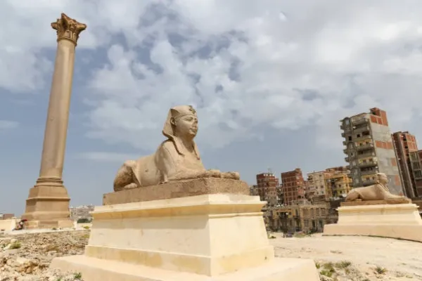 Unveil Egypt's Wonders: 5-Day Journey Through Mysteries!