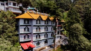 Beyond Stay Lall Ji Tourist Resort Dalhousie
