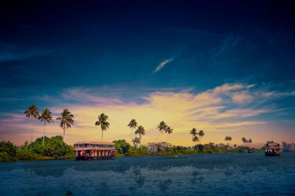 Indulge in Romance: 3 Days & 2 Nights of Enchanting Alleppey Bliss for Your Honeymoon