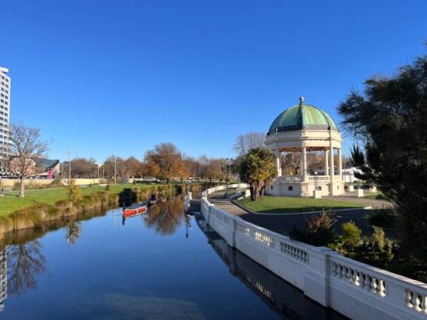 Explore New Zealand’s South Island: 7 Days of Adventure