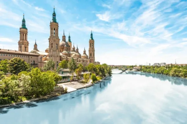Uncover Spain's Heart: 7 Days of Culture, History & Beauty!