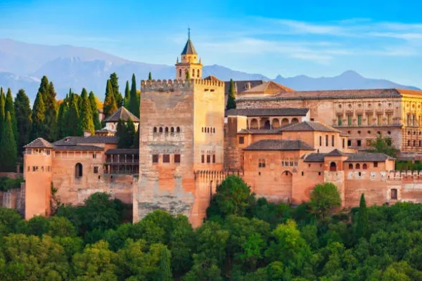 Explore Andalucía and Toledo's Heritage in 5 Days!