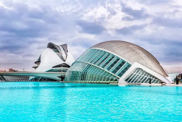 Uncover the Best of Valencia & Barcelona: A 4-Day Adventure!